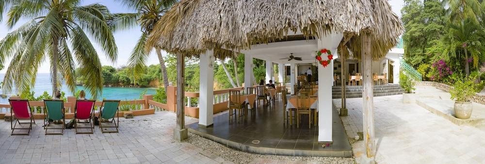 Hotel Restaurant Cyvadier Plage Jacmel Exterior photo