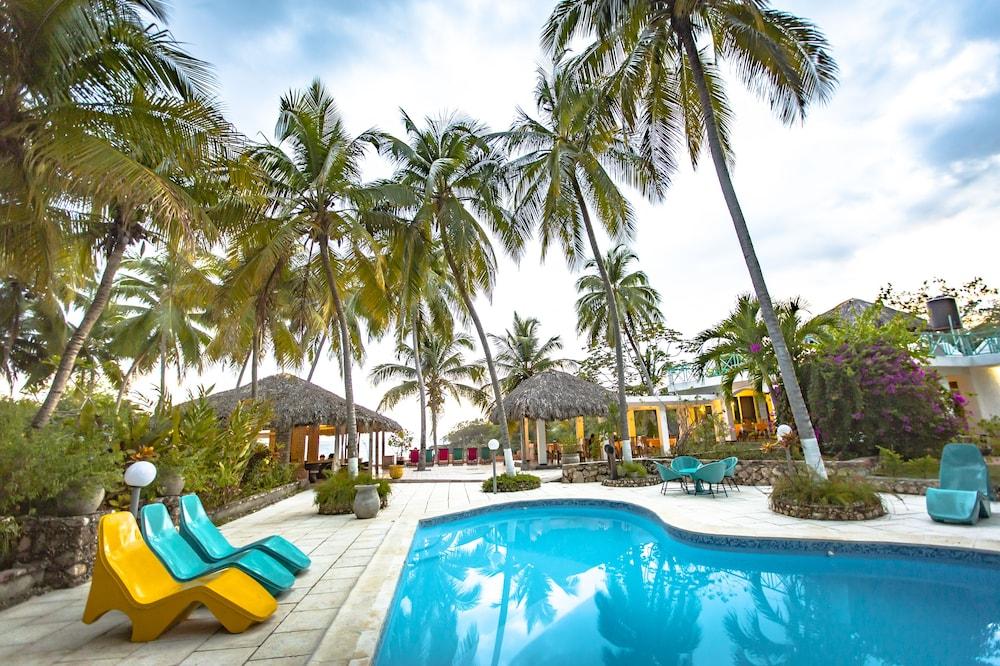Hotel Restaurant Cyvadier Plage Jacmel Exterior photo
