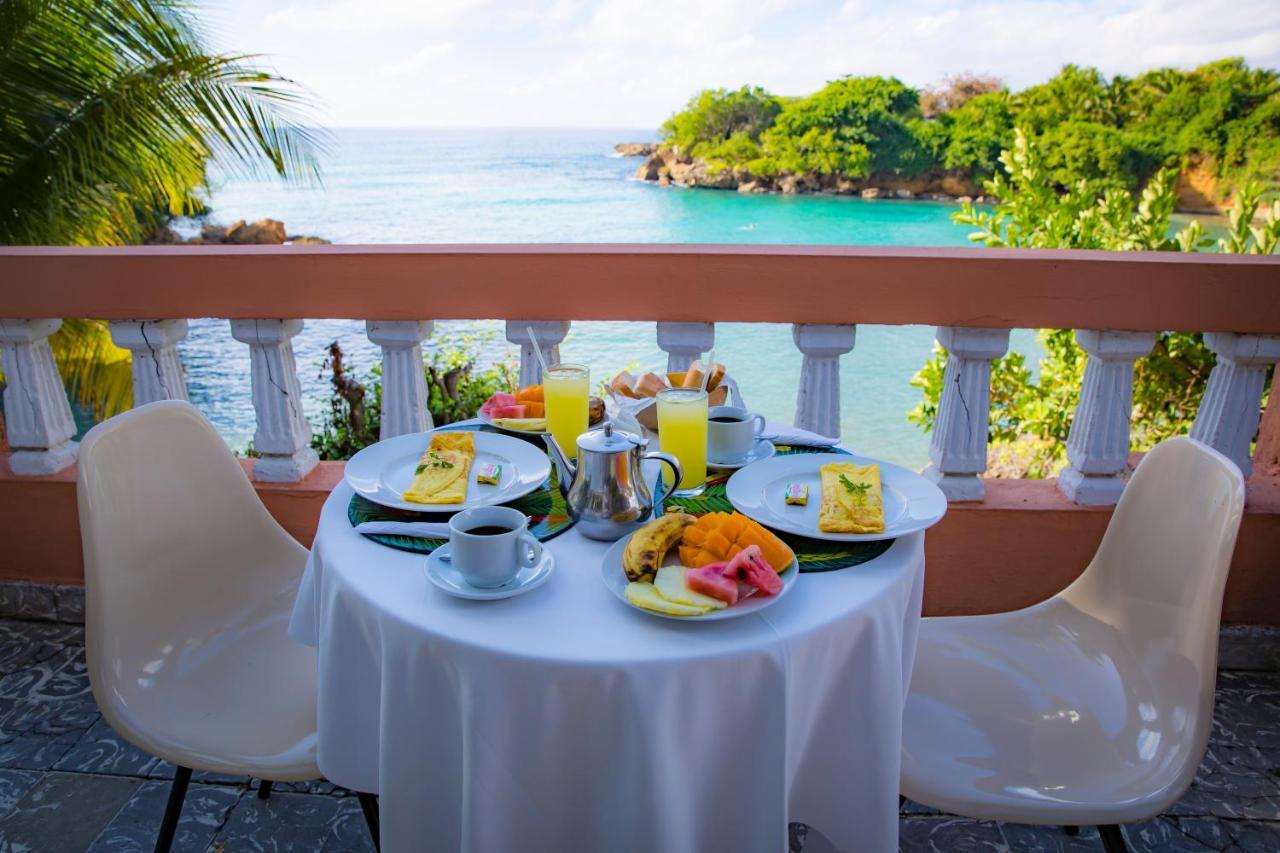 Hotel Restaurant Cyvadier Plage Jacmel Exterior photo