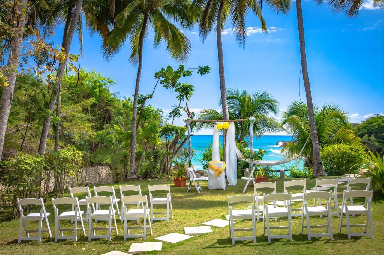 Hotel Restaurant Cyvadier Plage Jacmel Exterior photo